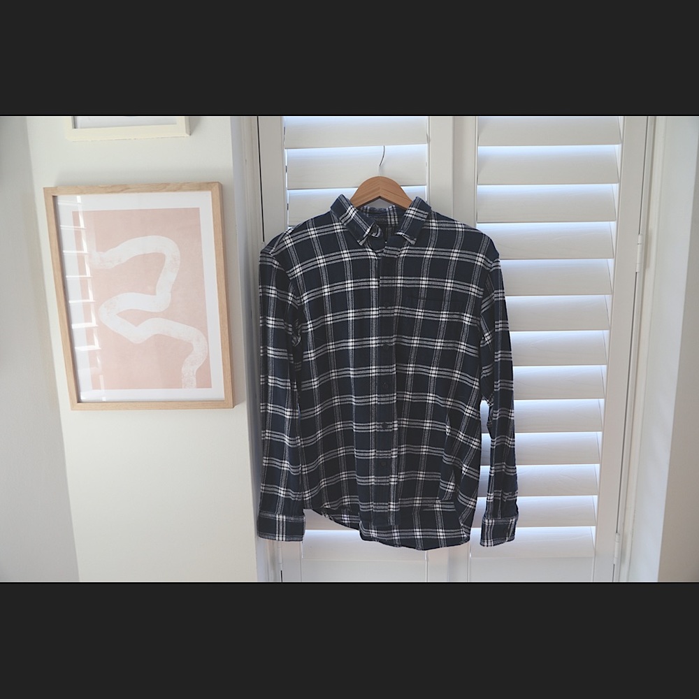 Men’s Club Monaco Button Down in Soft Blue Plaid